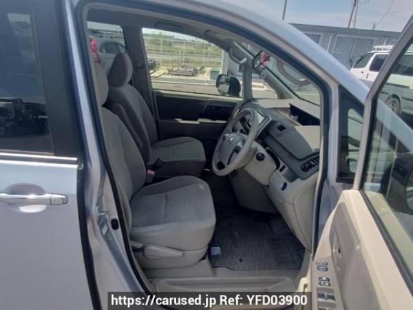 Used 2009 AT toyota noah ZRR70G Image[12]