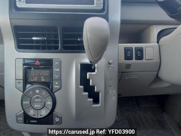 Used 2009 AT toyota noah ZRR70G Image[22]