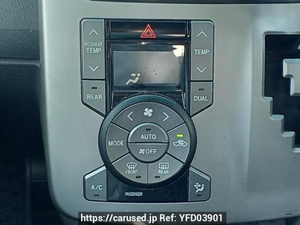 Used 2008 AT toyota noah ZRR70G Image[21]