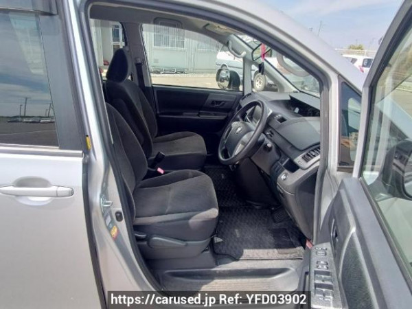 Used 2010 AT toyota noah ZRR70G Image[12]