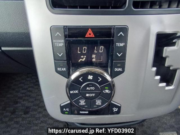 Used 2010 AT toyota noah ZRR70G Image[21]