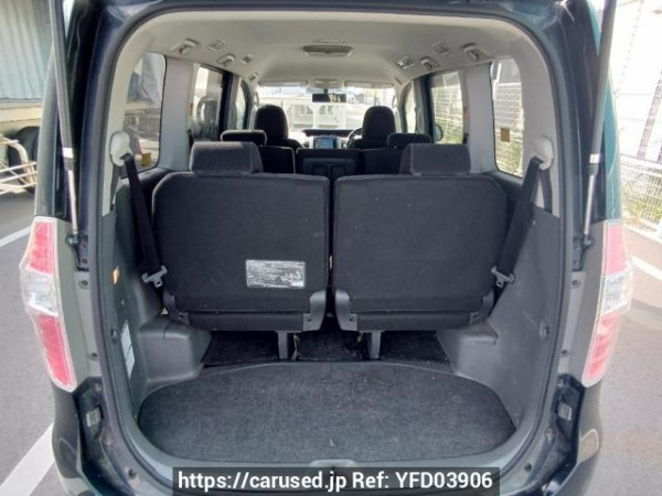 Used 2010 AT toyota noah ZRR70G Image[8]