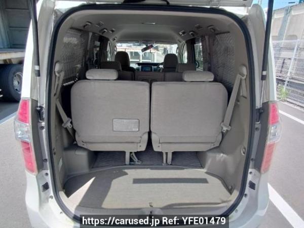 Used 2009 AT toyota noah ZRR70G Image[8]