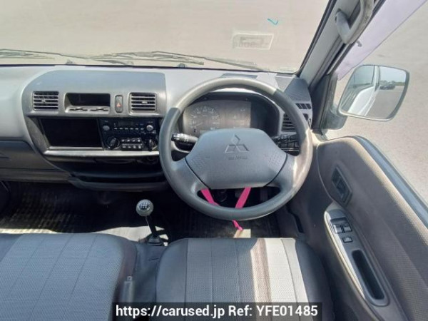 Used 2005 MT mitsubishi delica-van SKF2VM Image[18]