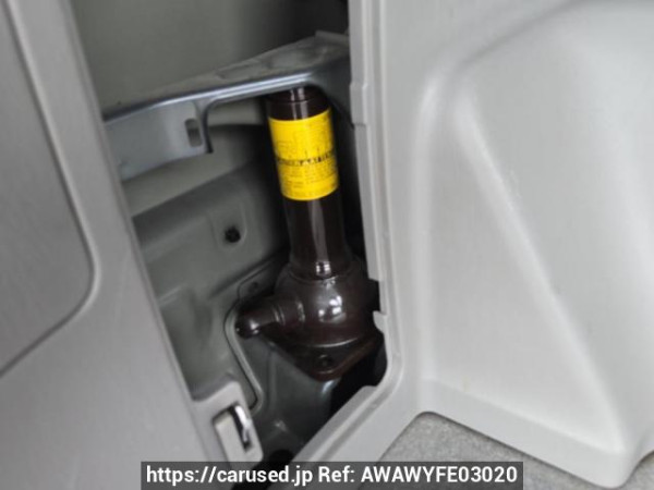 Used 2002 AT toyota hilux-surf RZN215W Image[36]