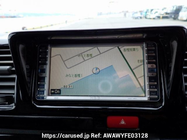 Used 2005 AT toyota regiusace-van KDH200V Image[17]