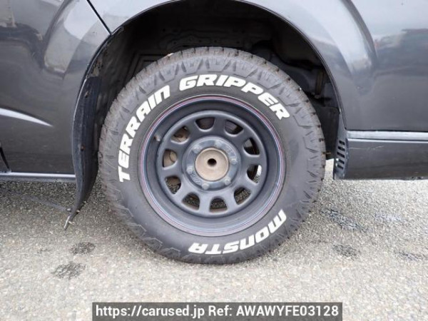 Used 2005 AT toyota regiusace-van KDH200V Image[24]