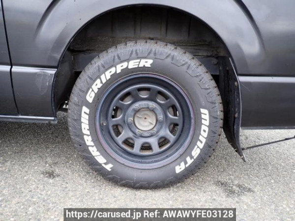 Used 2005 AT toyota regiusace-van KDH200V Image[27]