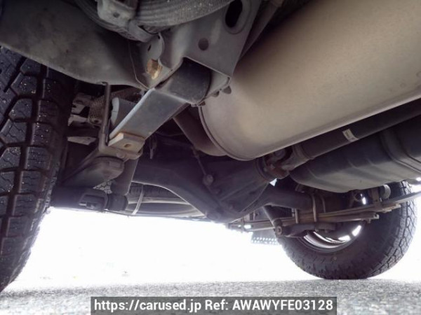 Used 2005 AT toyota regiusace-van KDH200V Image[32]