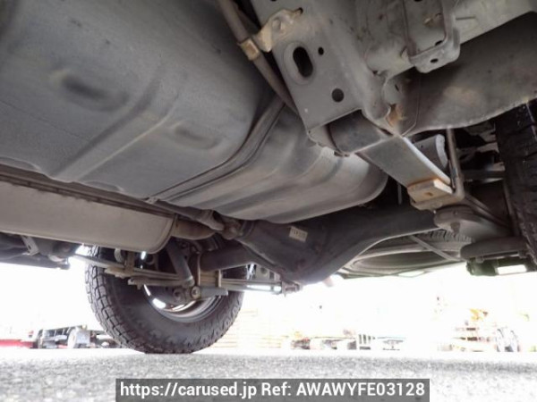 Used 2005 AT toyota regiusace-van KDH200V Image[33]