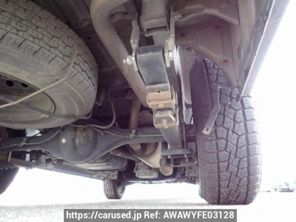 Used 2005 AT toyota regiusace-van KDH200V Image[35]