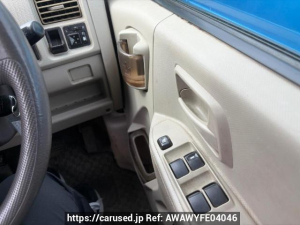 Used 2005 AT mitsubishi ek-wagon H81W Image[12]