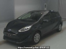 Toyota Aqua NHP10