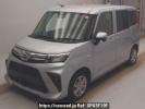 Toyota Roomy M900A