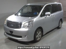 Toyota Noah ZRR75G