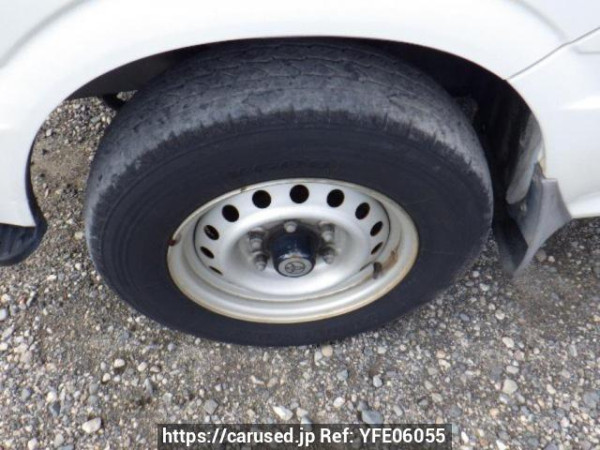 Used 2004 AT toyota hiace-van TRH112V Image[23]