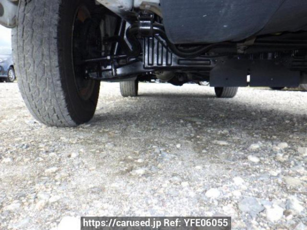 Used 2004 AT toyota hiace-van TRH112V Image[26]