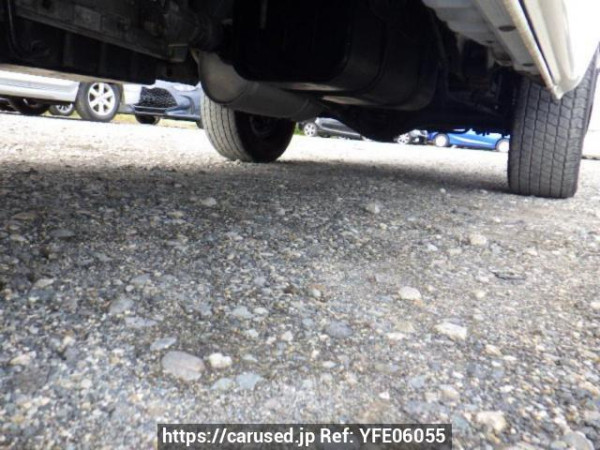 Used 2004 AT toyota hiace-van TRH112V Image[29]