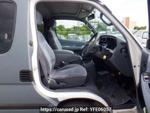 Used 2004 AT toyota hiace-van TRH112V Image[11]