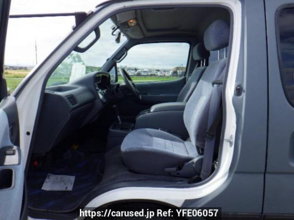 Used 2004 AT toyota hiace-van TRH112V Image[12]