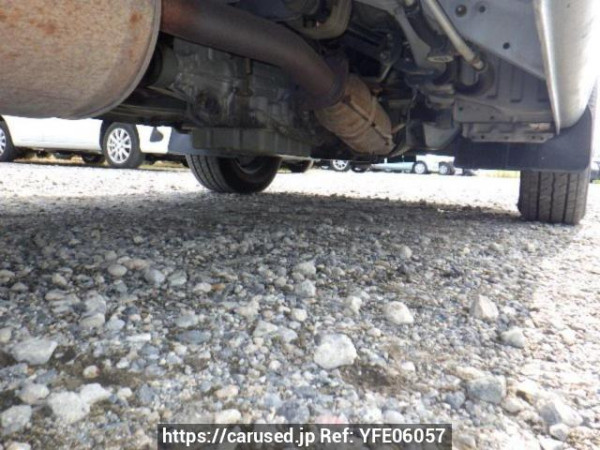 Used 2004 AT toyota hiace-van TRH112V Image[29]