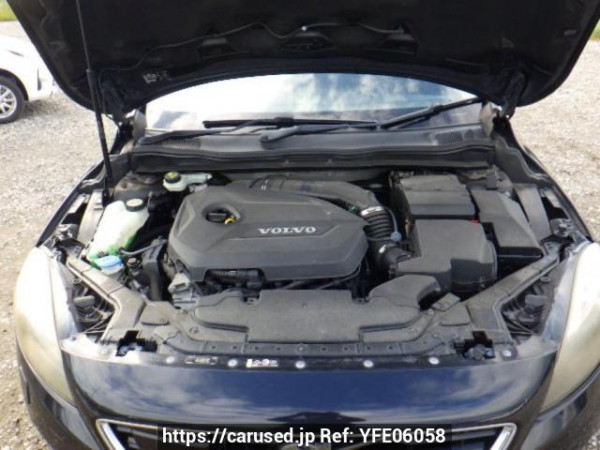 Used 2013 AT volvo v40 MB4164T Image[9]