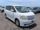 Toyota Noah ZRR70G