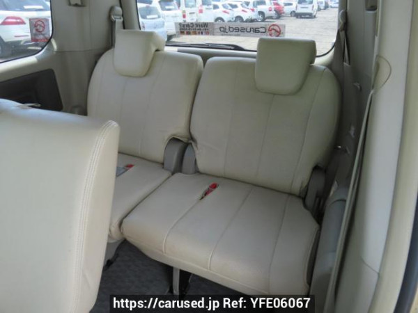Used 2009 AT toyota noah ZRR70G Image[16]