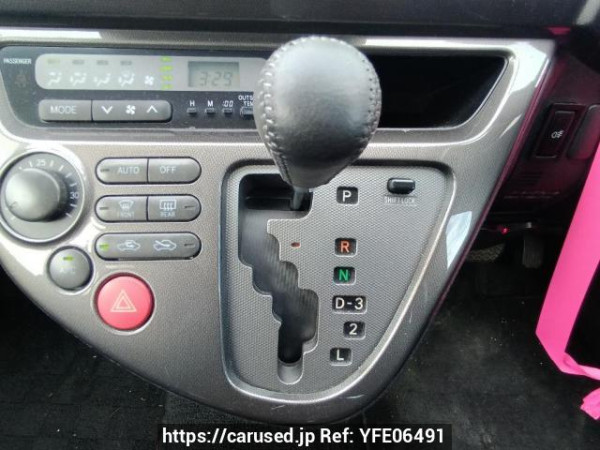 Used 2004 AT toyota wish ZNE10G Image[22]
