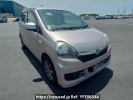 Daihatsu Mira e:S LA300S