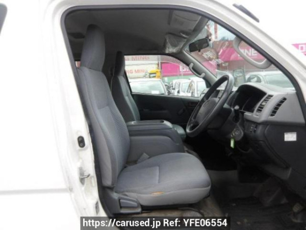 Used 2007 AT toyota hiace-wagon TRH214W Image[12]