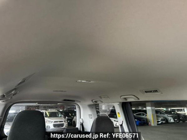 Used 2010 AT toyota noah ZRR70G Image[12]
