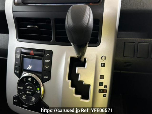 Used 2010 AT toyota noah ZRR70G Image[27]