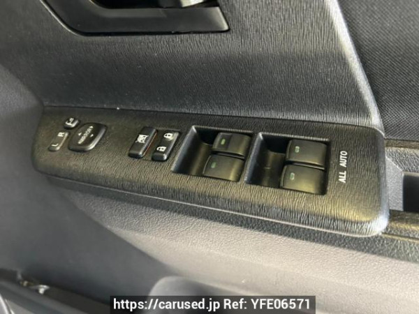 Used 2010 AT toyota noah ZRR70G Image[31]