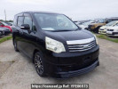 Toyota Noah ZRR70G