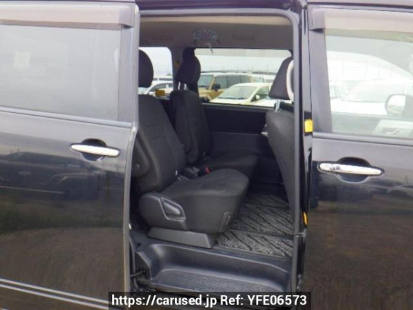Used 2013 AT toyota noah ZRR70G Image[13]