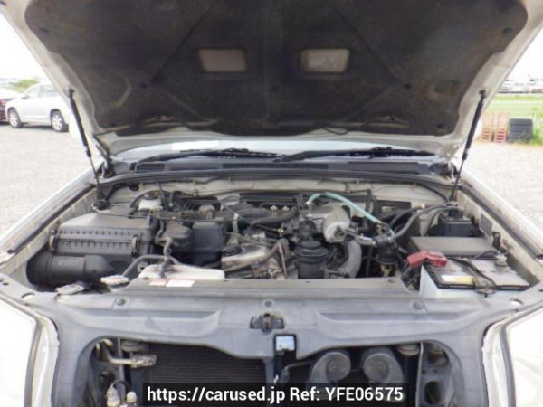 Used 2003 AT toyota hilux-surf RZN215W Image[9]