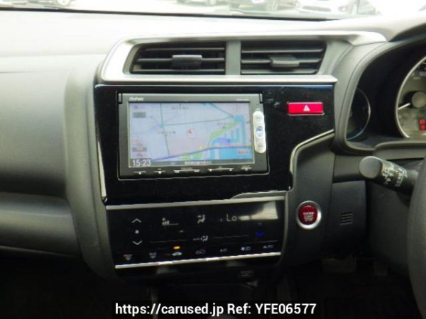Used 2014 AT honda fit GK3 Image[18]
