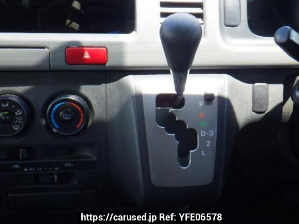 Used 2006 AT toyota hiace-van TRH200K Image[17]