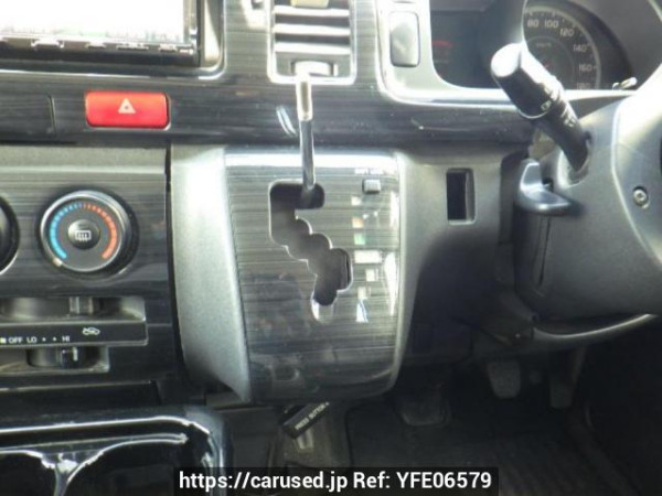 Used 2006 AT toyota hiace-van KDH205V Image[18]