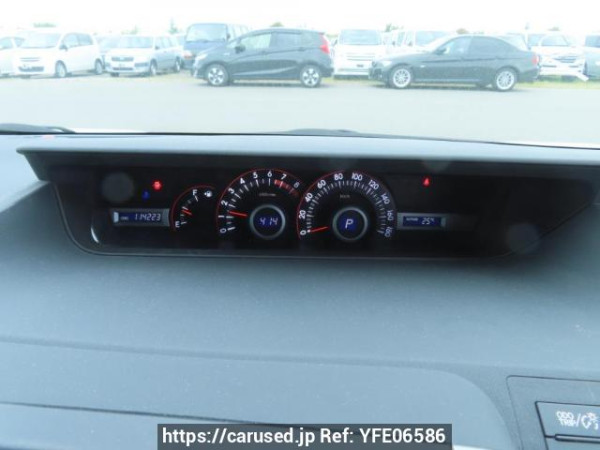 Used 2009 AT toyota voxy ZRR70W Image[23]