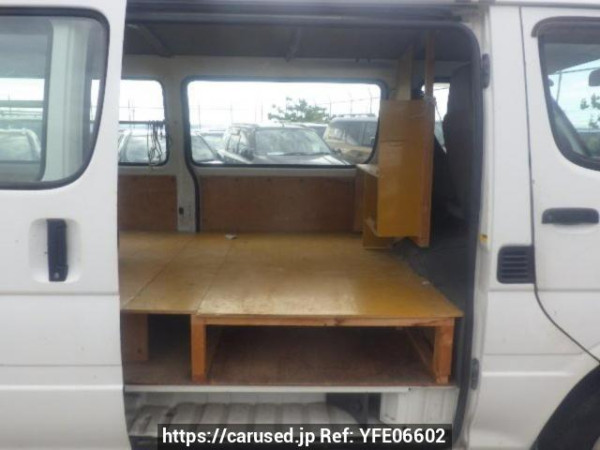 Used 2002 AT toyota regiusace-van RZH112V Image[12]