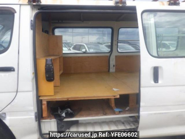 Used 2002 AT toyota regiusace-van RZH112V Image[13]