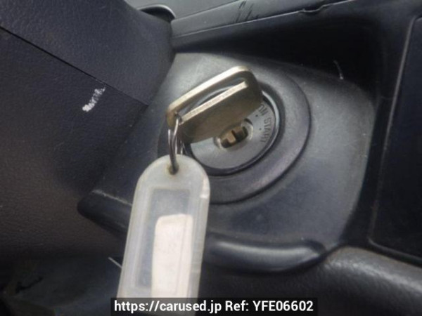 Used 2002 AT toyota regiusace-van RZH112V Image[20]