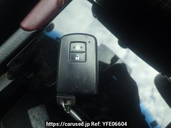 Used 2014 AT toyota harrier ZSU60W Image[24]