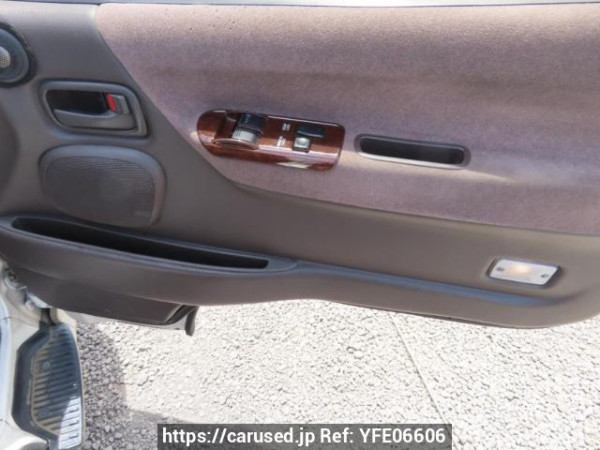 Used 2002 AT toyota hiace-wagon KZH100G Image[32]