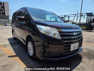 Toyota Noah ZWR80G