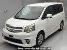 Toyota Noah ZRR70W
