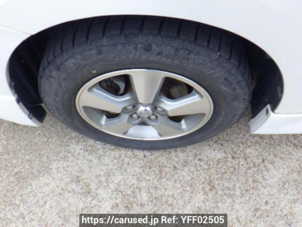 Used 2003 AT toyota wish ZNE10G Image[26]