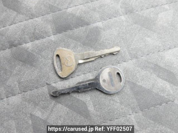 Used 2000 MT mazda bongo-van SK82V Image[19]